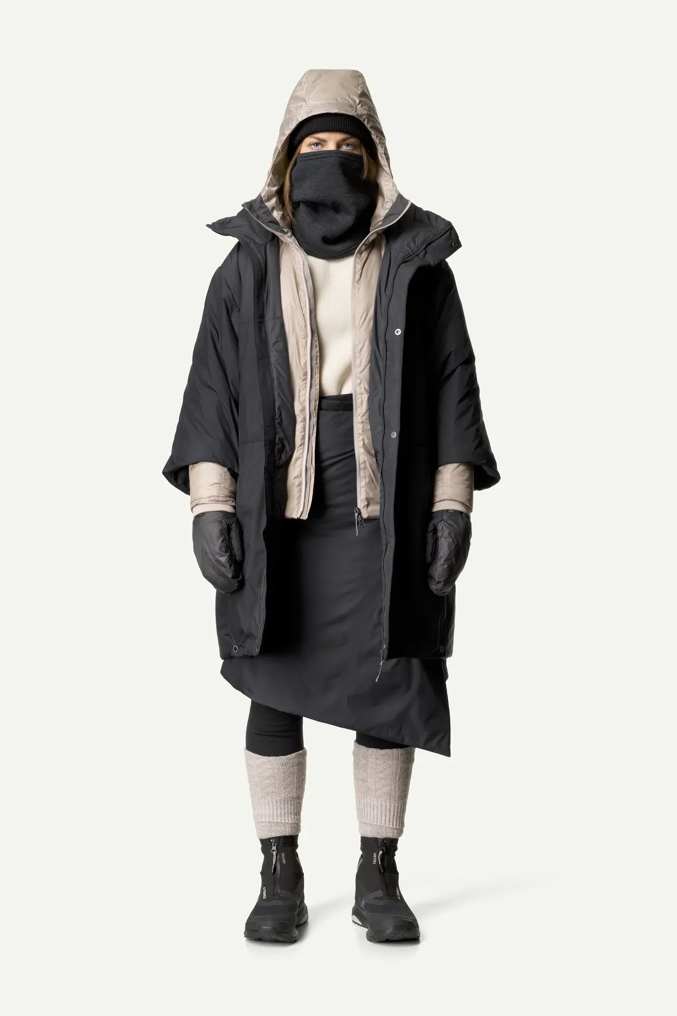 106944_910_301_Women_The_Cloud_rock_black_c_low
