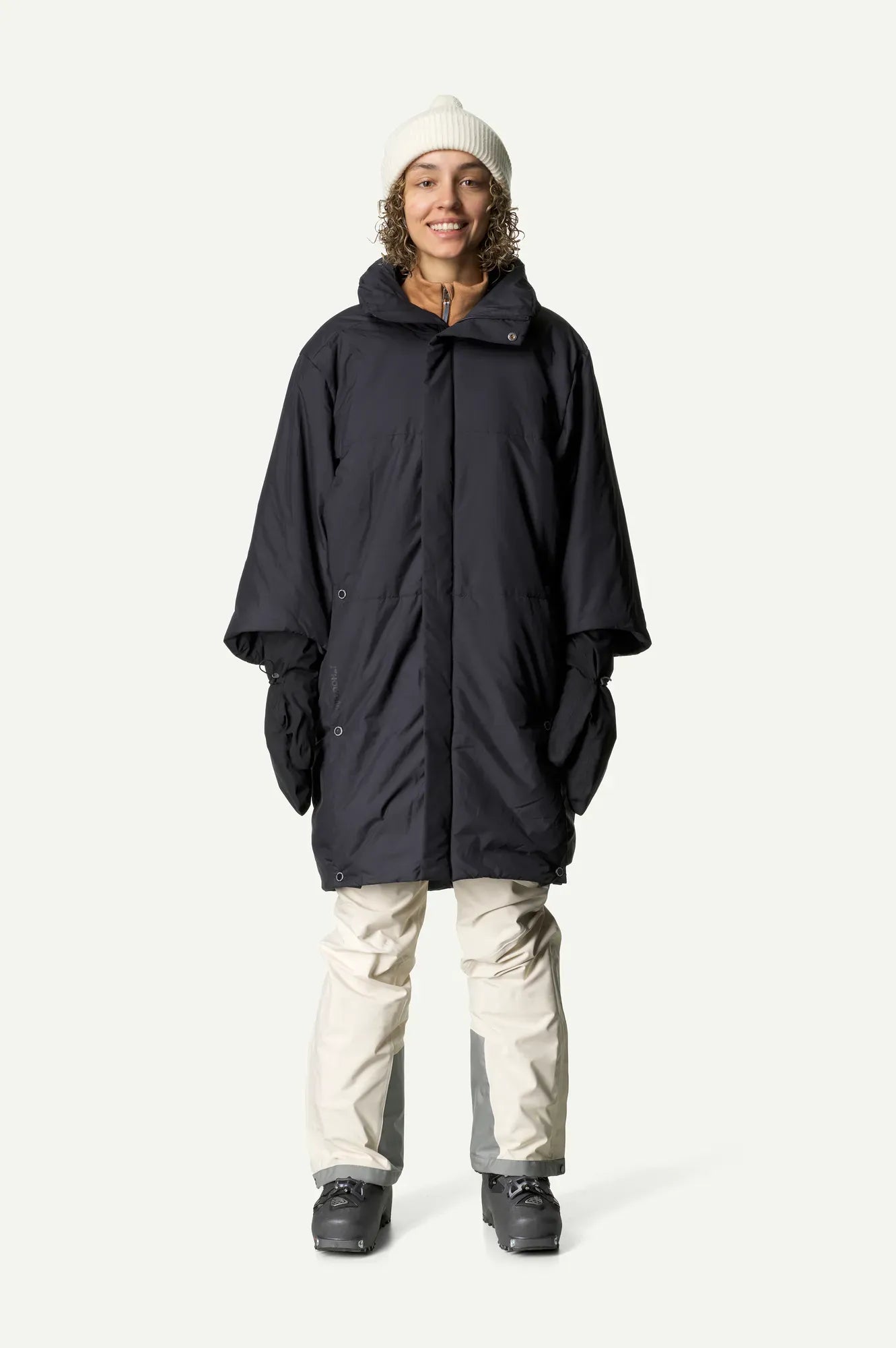 106944_910_305_Women_The_Cloud_rock_black_c_low