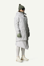 148514_G66_101_Women_Fall_in_Parka_a_touch_of_gray_B112_c_low