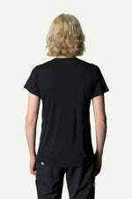 151004_900_200_Women_DeSoli_Tee_true_black_c_low