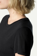 151004_900_601_Women_DeSoli_Tee_true_black_c_low