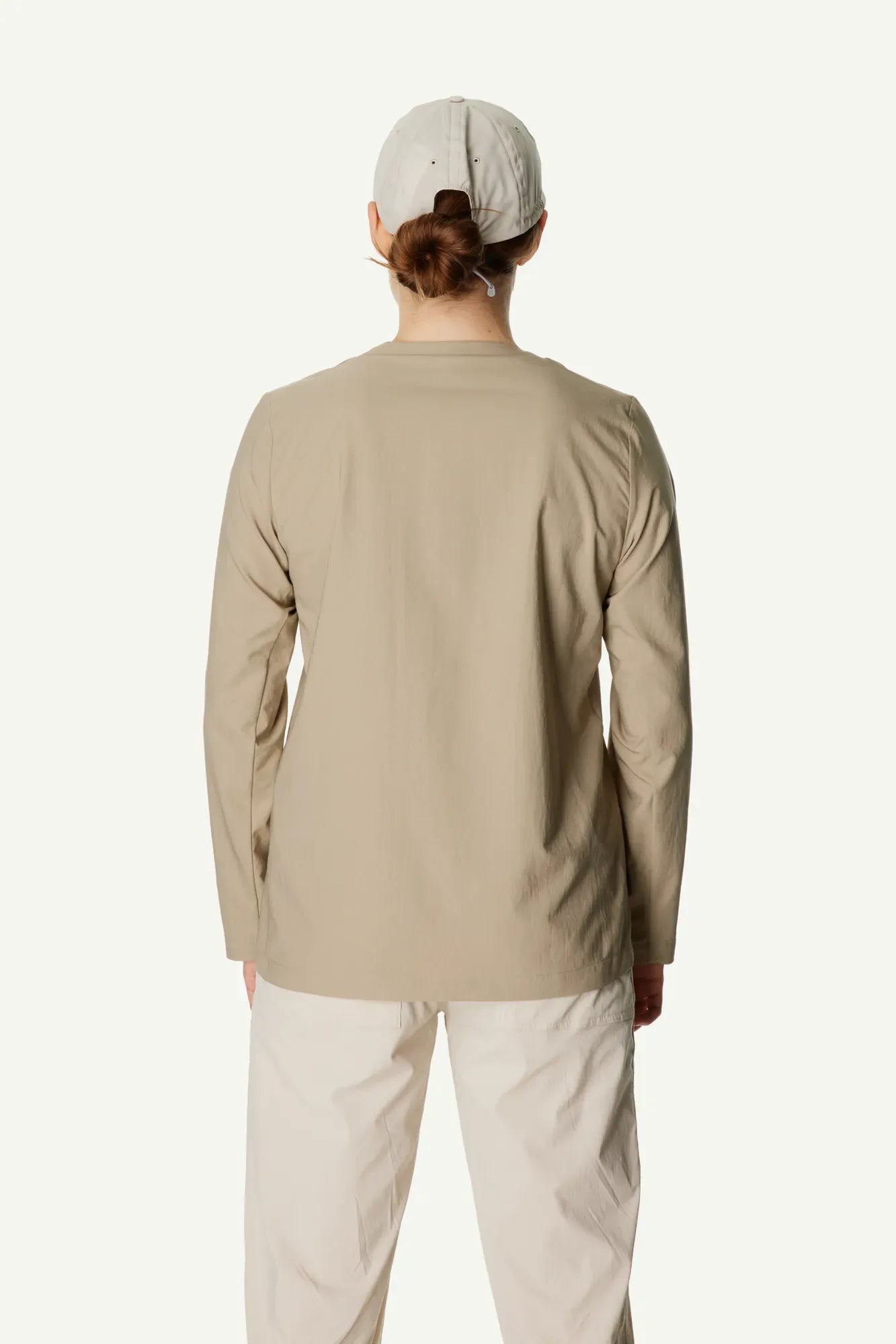 158694_H31_202_Women_Cover_Crew_powder_green_A112_c_low