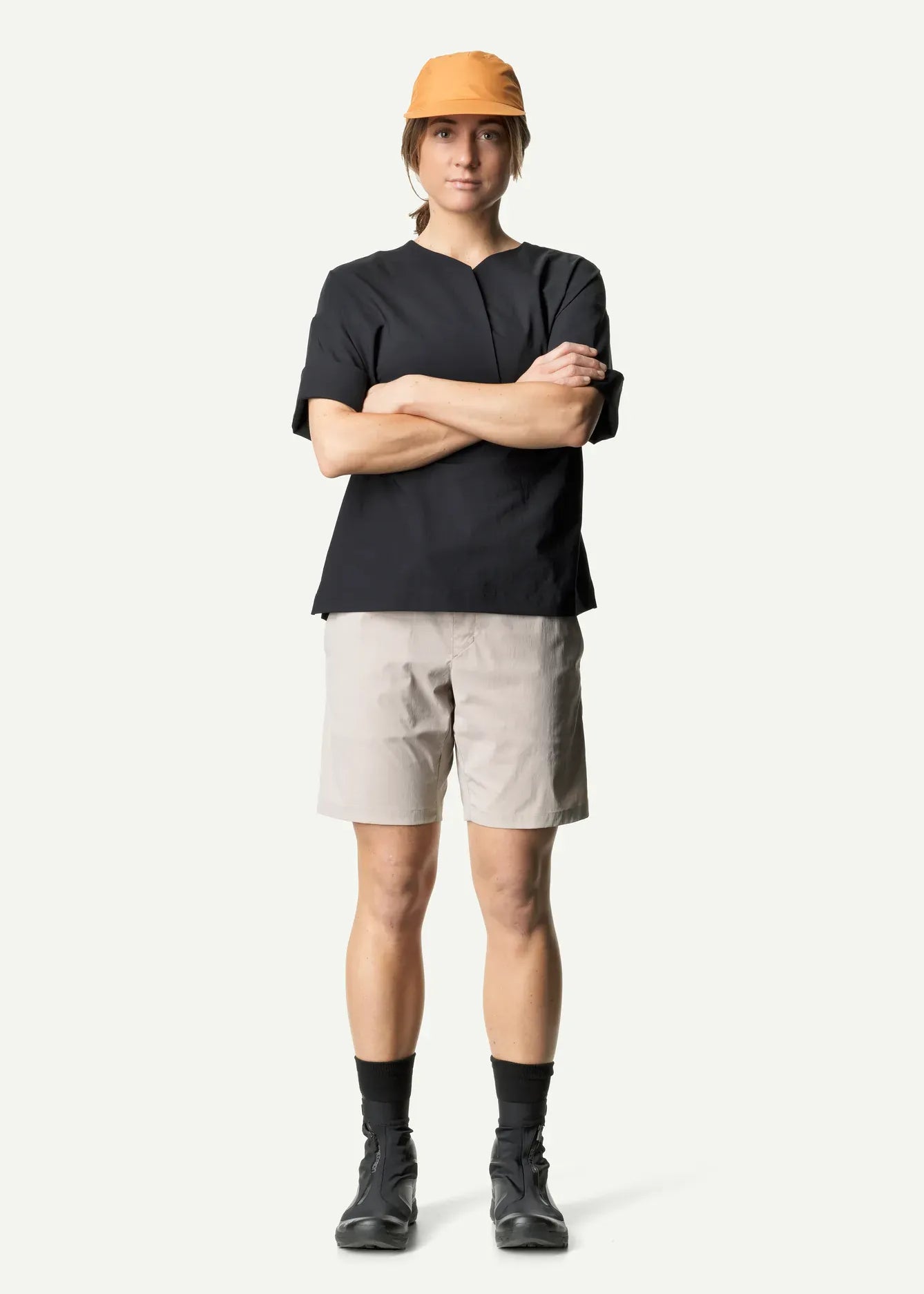 160854_148_100_Women_Wadi_Shorts_sandstorm_c_low