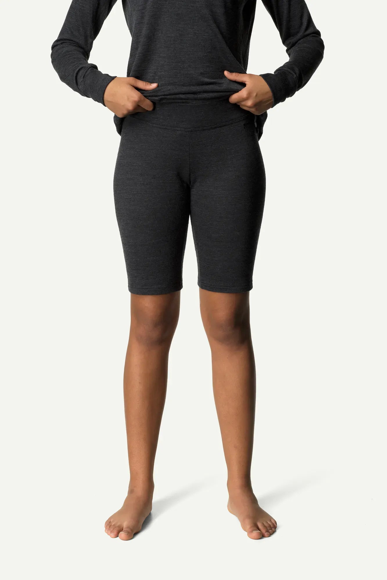 170014_900_202_Women_Wander_Mid_Tights_true_black_c_low