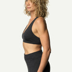 170024_900_203_Women_Wander_Bra_true_black_c_low