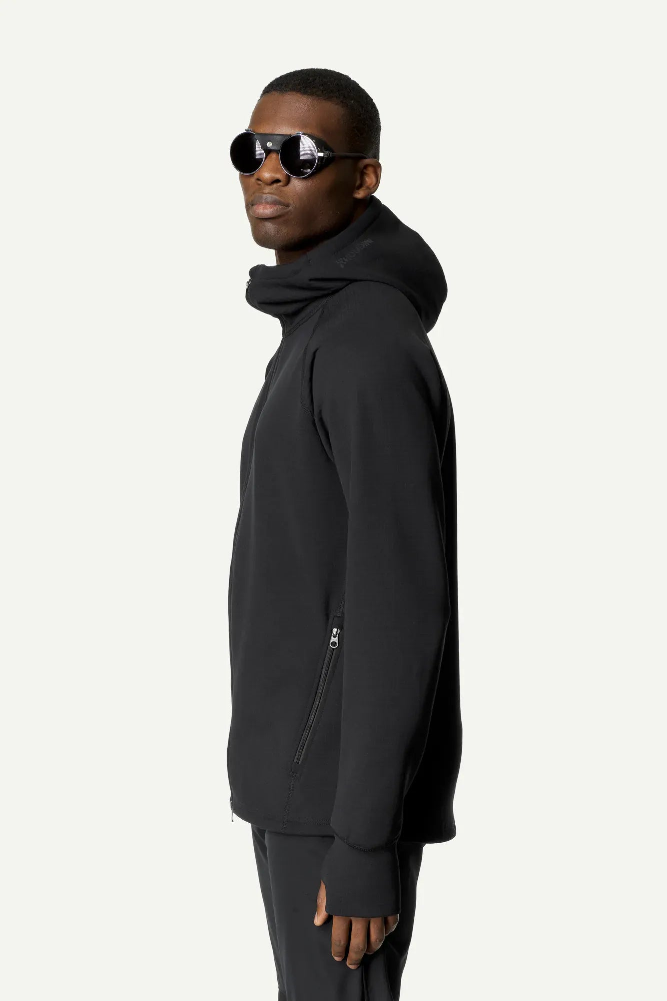 220714_900_202_Men_Mono_Air_Houdi_true_black_c_low