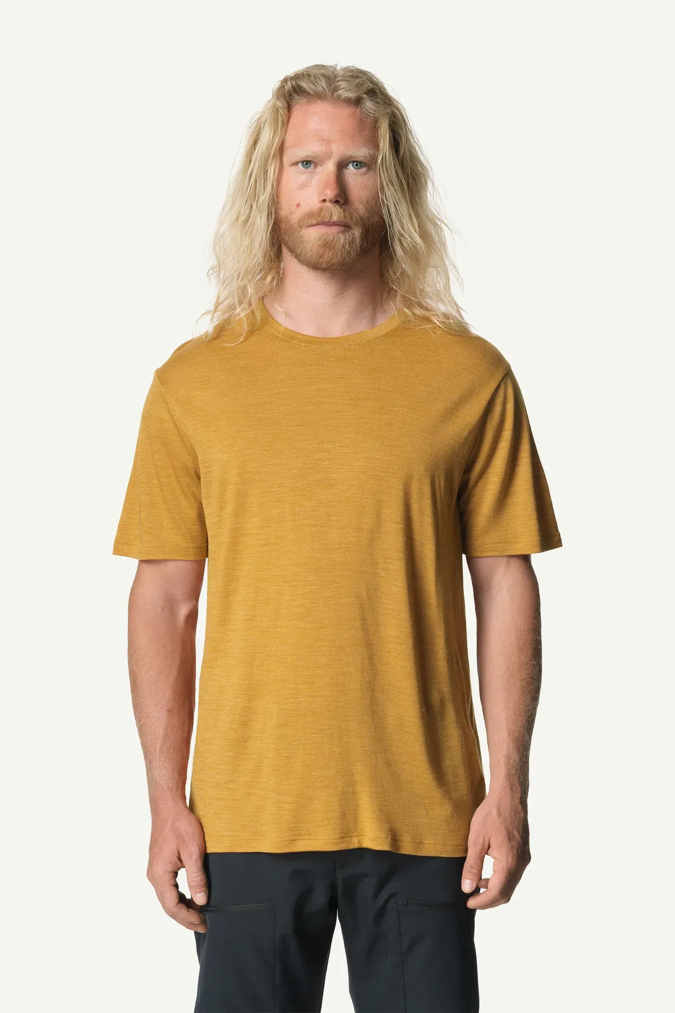 237874_G65_200_Men_Activist_Tee_greenish_gold_c_low