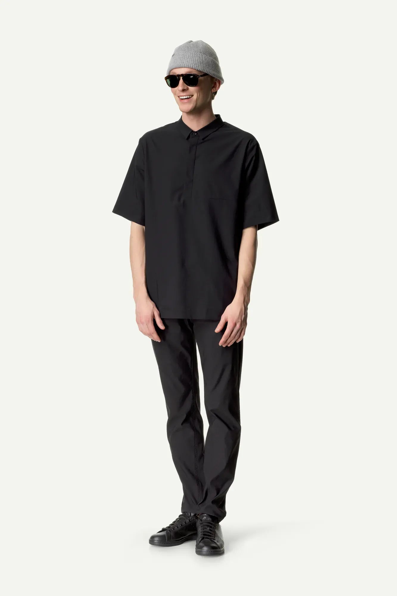 238724_900_305_Men_Cosmo_Shirt_true_black_c_low