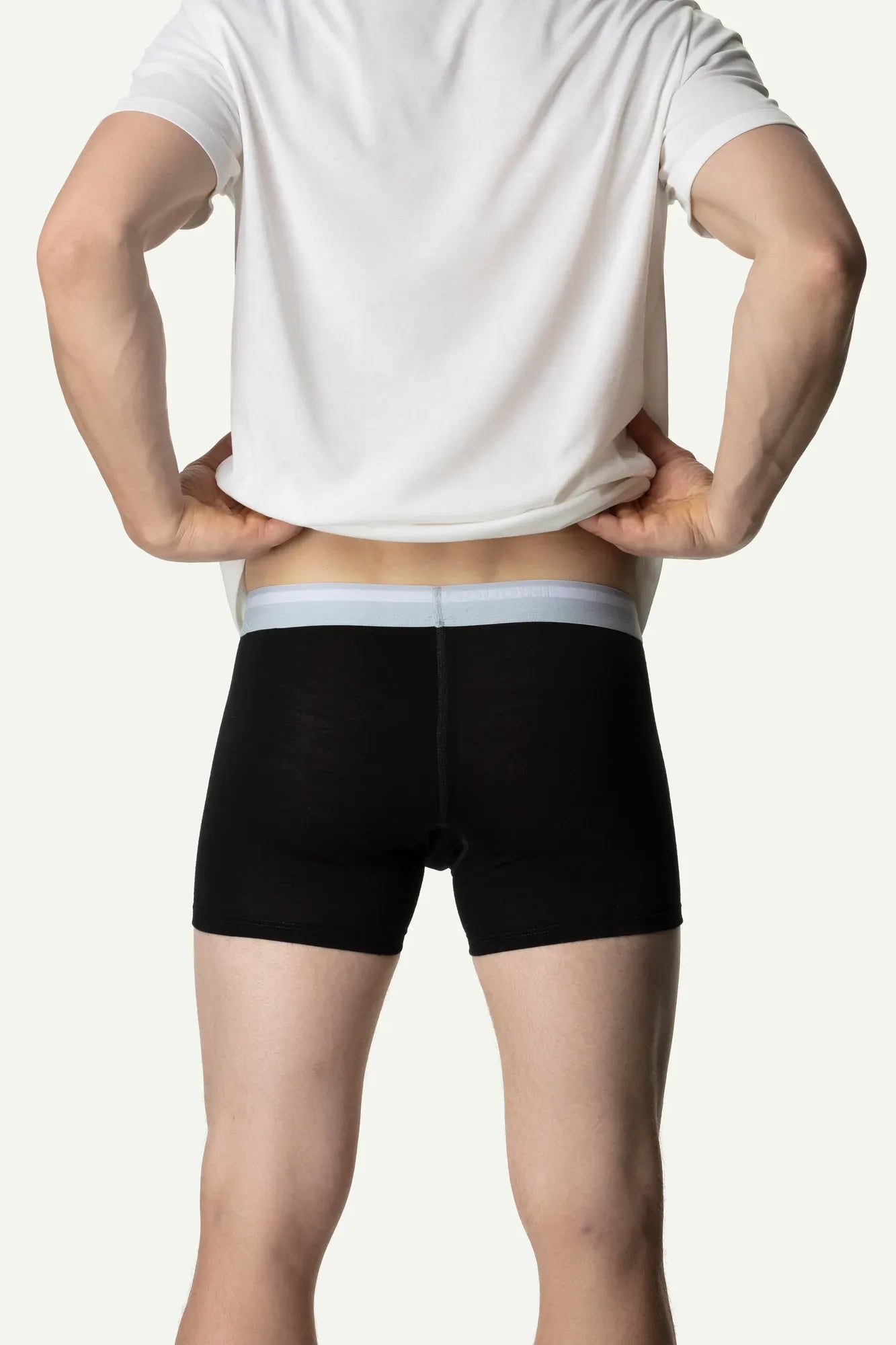 258414_900_201_Men_DeSoli_Boxers_true_black_c_low
