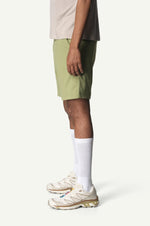 260854_D41_201_Men_Wadi_Shorts_peas_out_green_c_low
