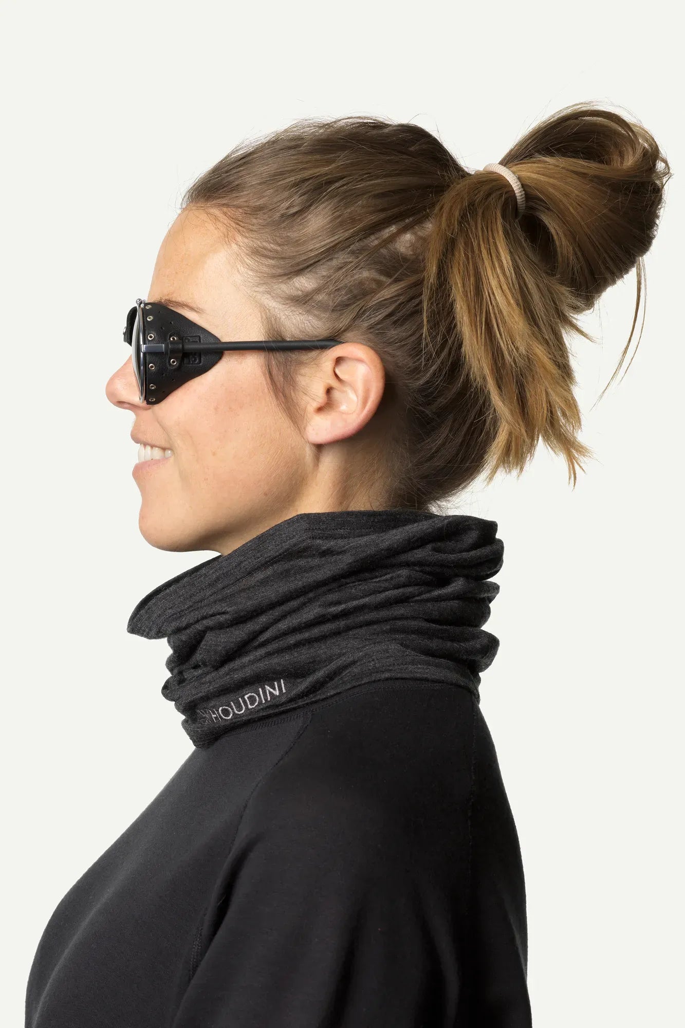 330354_900_204_Women_Activist_Neck_Gaiter_true_black_c_low