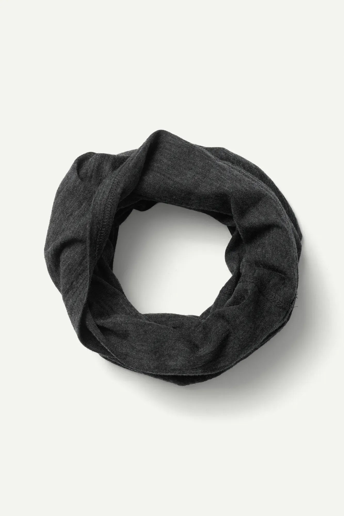 330354_900_205_Activist_Neck_Gaiter_true_black_c_low