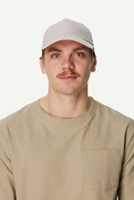 349054_H30_203_Daybreak_Cap_silver_purple_c_low