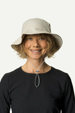 368864_191_202_Women_Gone_Fishing_Hat_foggy_mountain_c_low