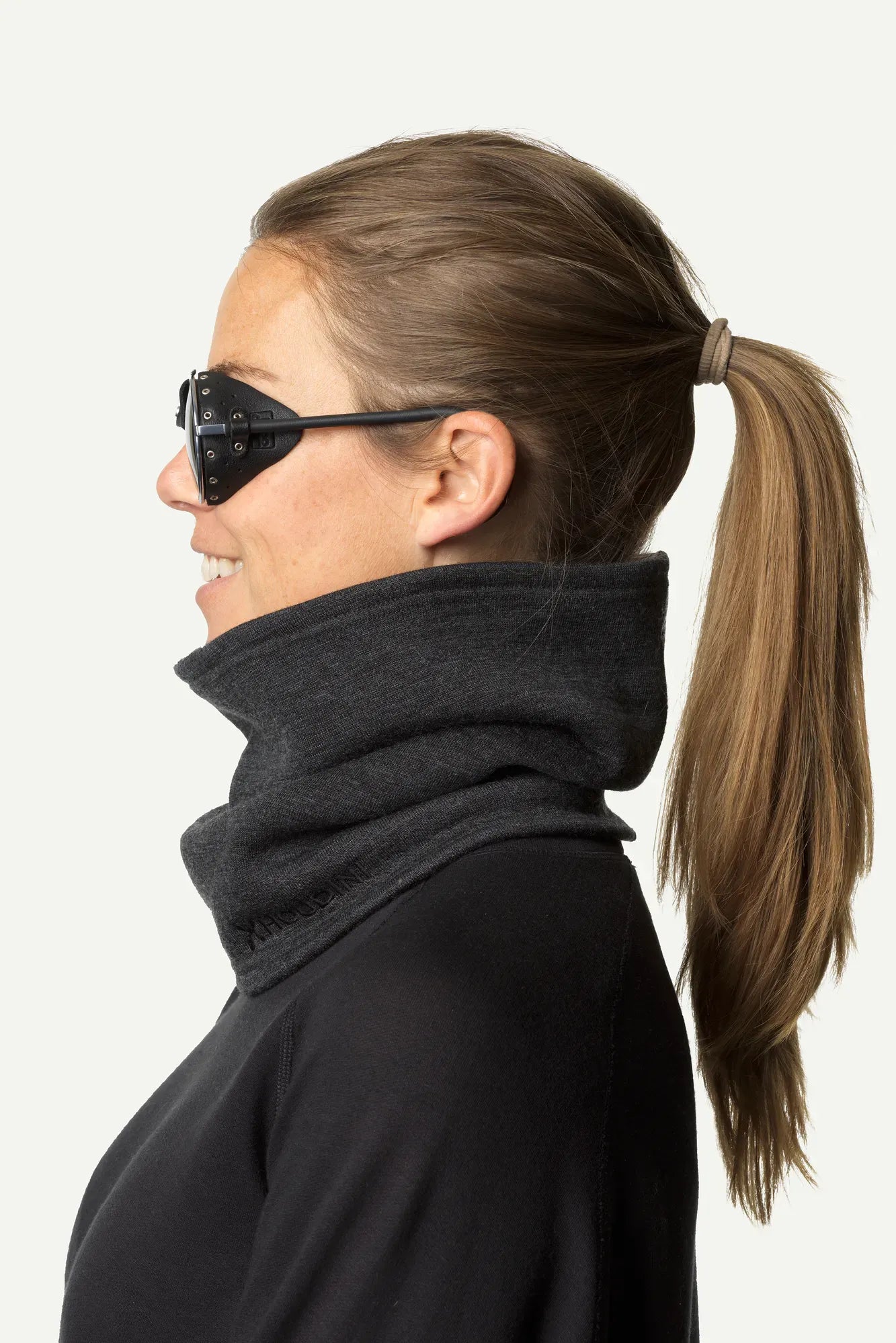 370274_900_203_Women_Alto_Neck_Gaiter_true_black_c_low