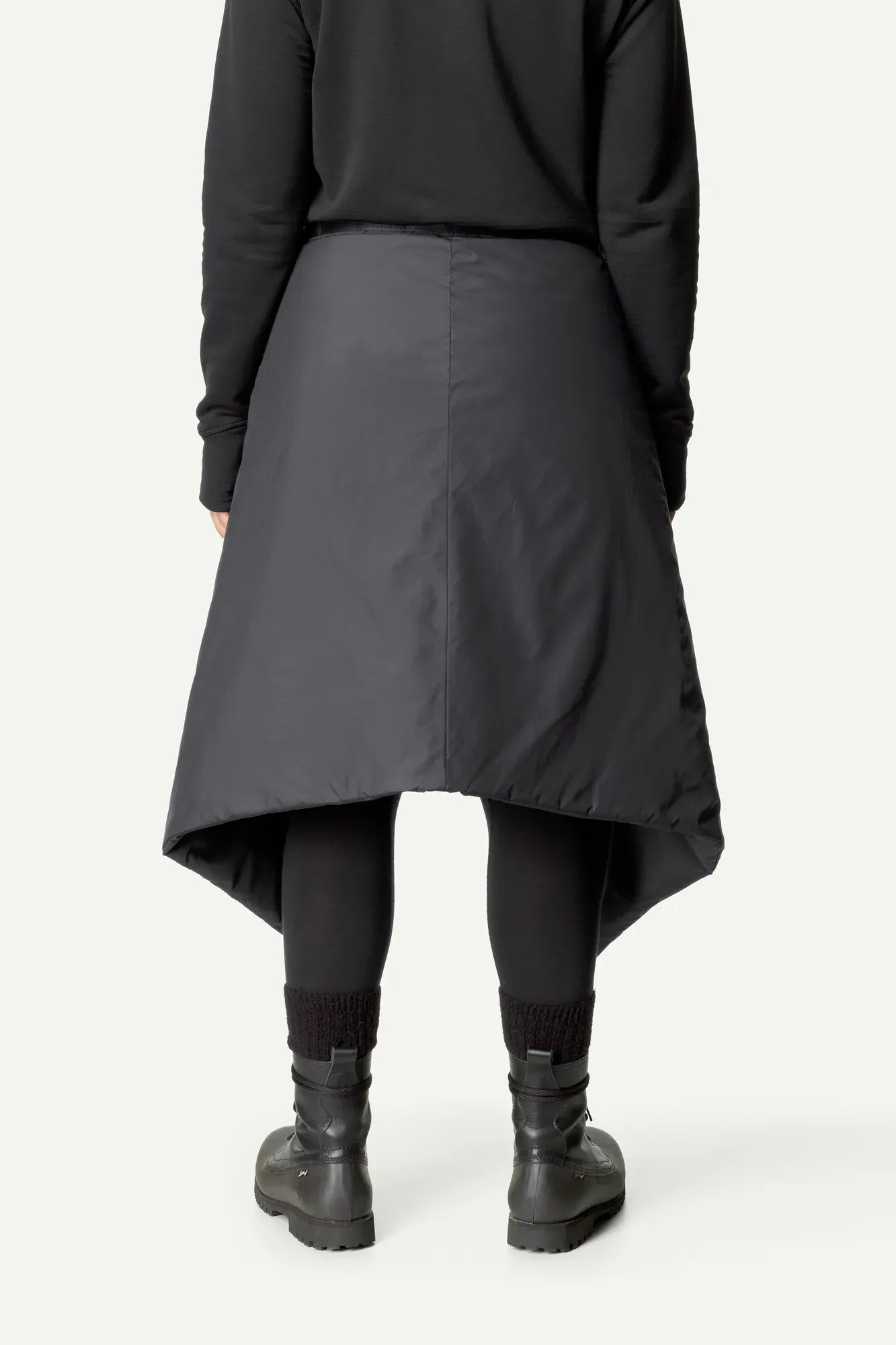 600684_910_203_Women_Puffy_Square_rock_black_c_low