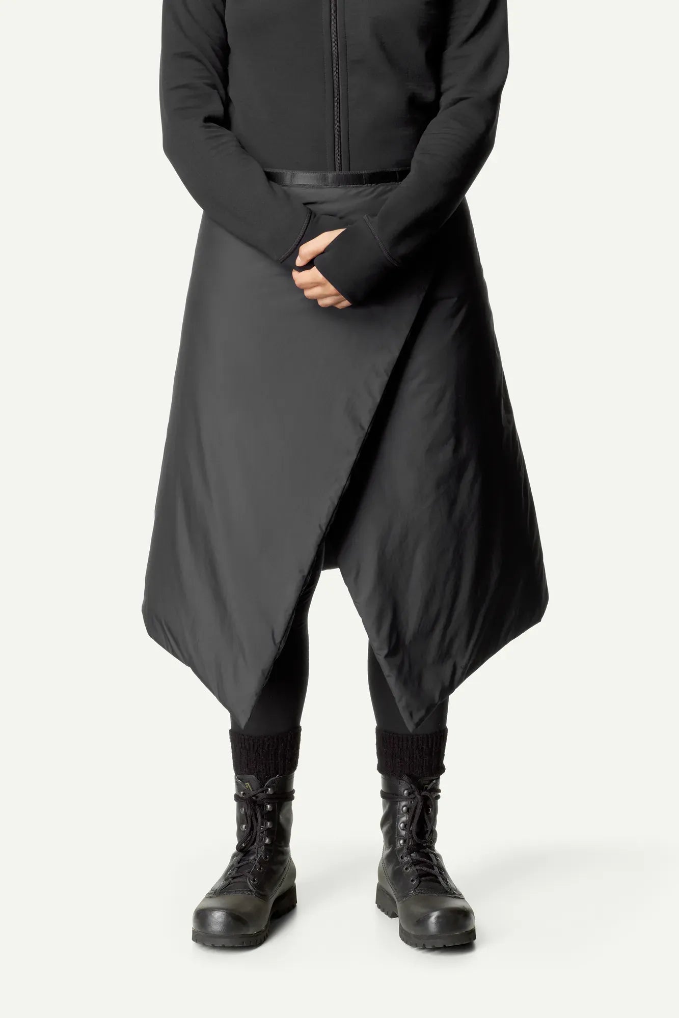 600684_910_204_Women_Puffy_Square_rock_black_c_low