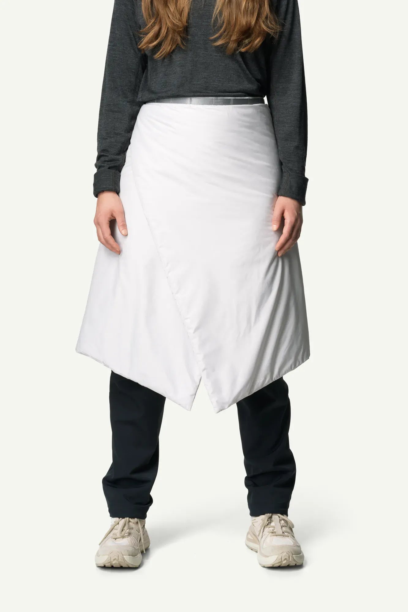 600684_G66_203_Women_Puffy_Square_a_touch_of_gray_c_low