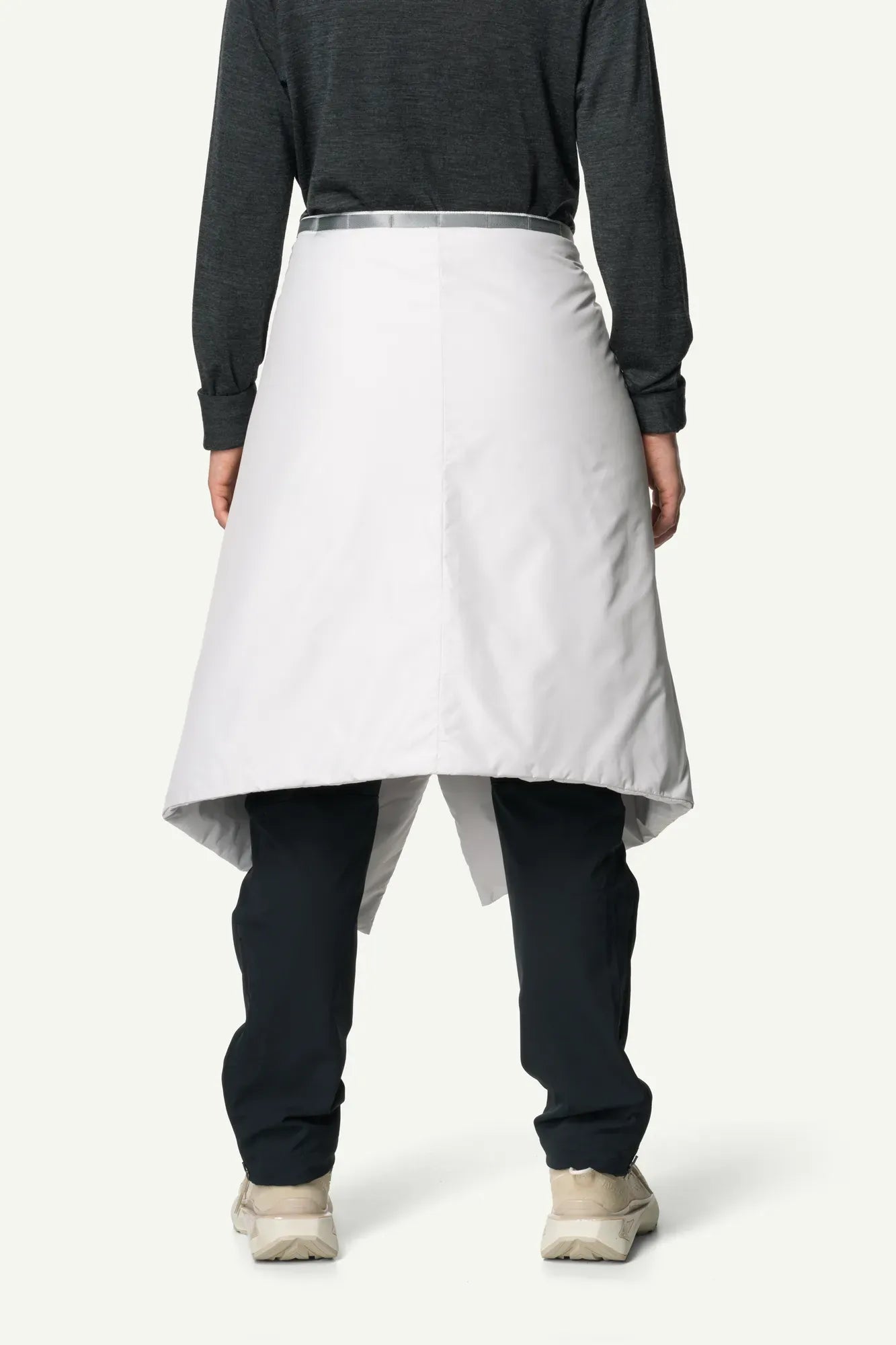 600684_G66_205_Women_Puffy_Square_a_touch_of_gray_c_low