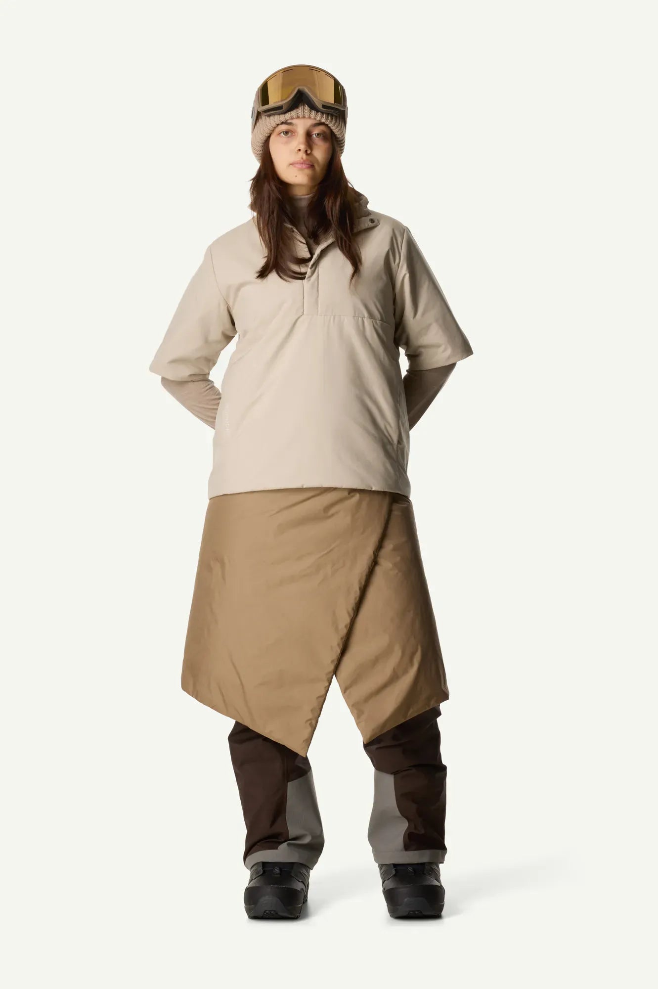 600684_I04_100_Puffy_Square_elm_brown_c_low