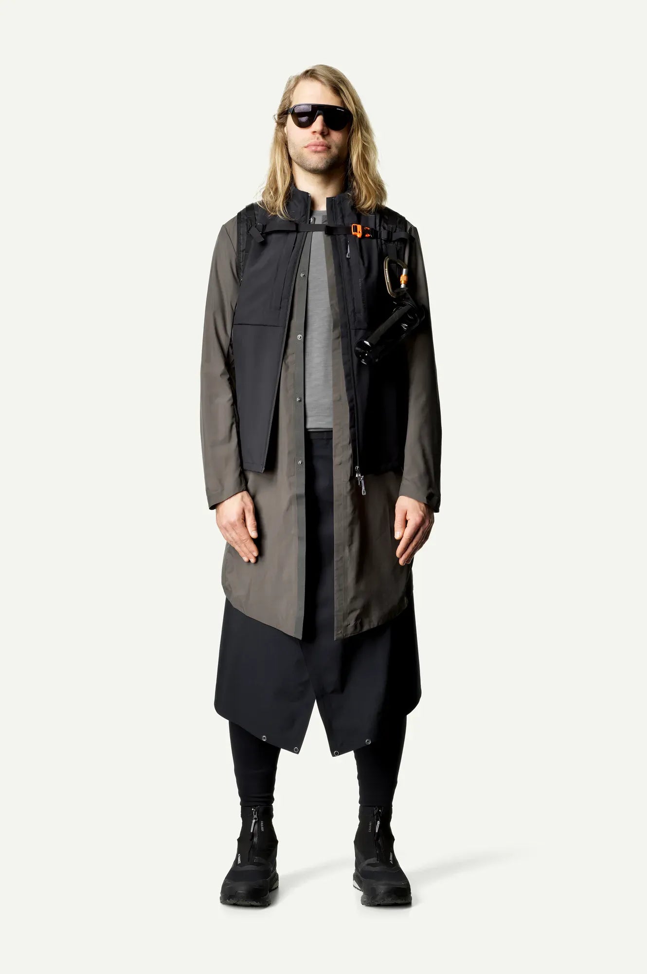 649944_900_100_Men_The_Square_true_black_c_low