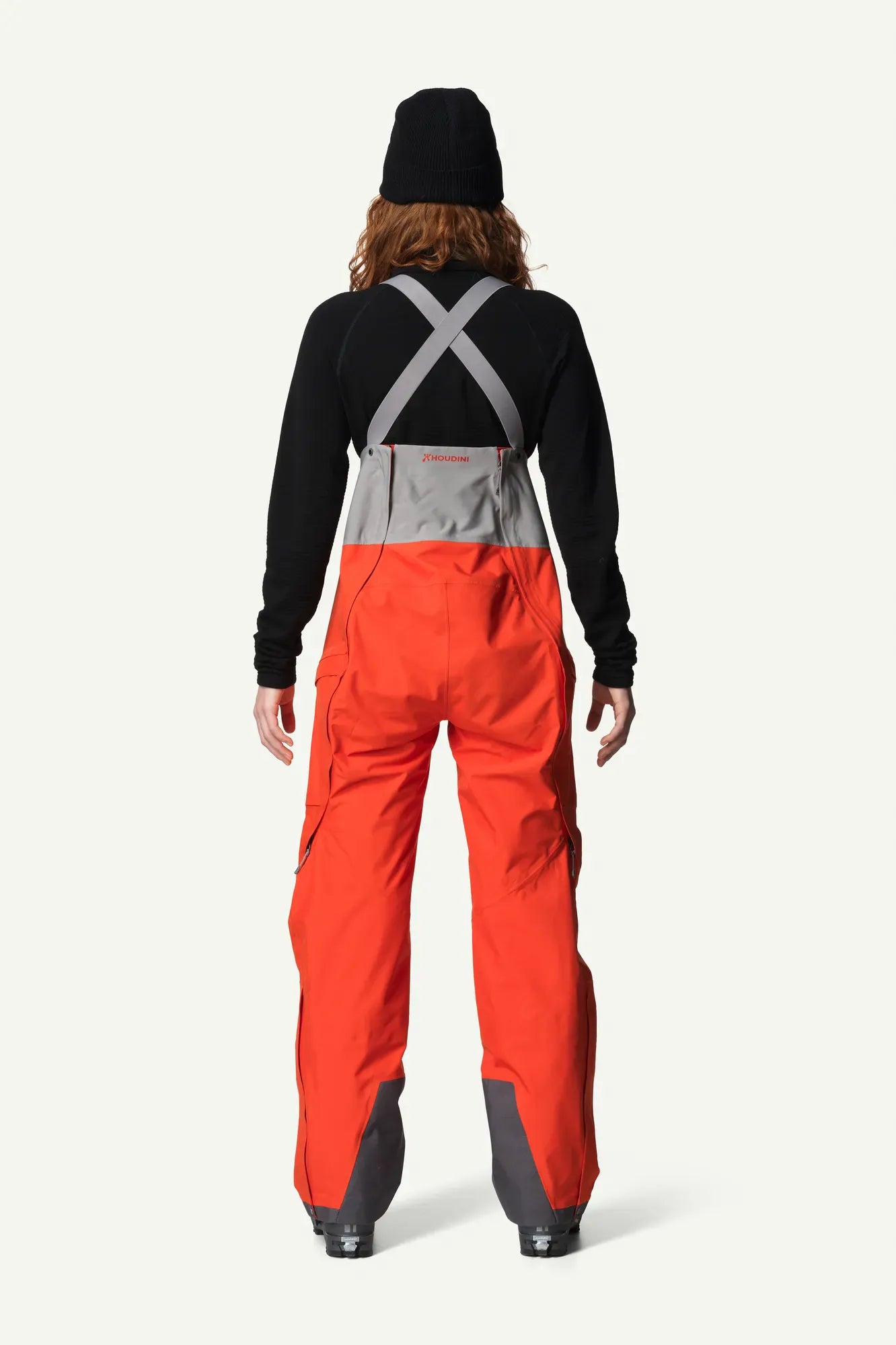 800061_F27_200_Women_Rollercoaster_Bib_Pants_en_route_red_c_low