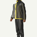 810006_900_107_Men_The_Orange_Jacket_true_black_C115_c_low