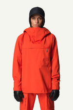 810009_F27_200_Women_Shelter_Anorak_en_route_red_c_low
