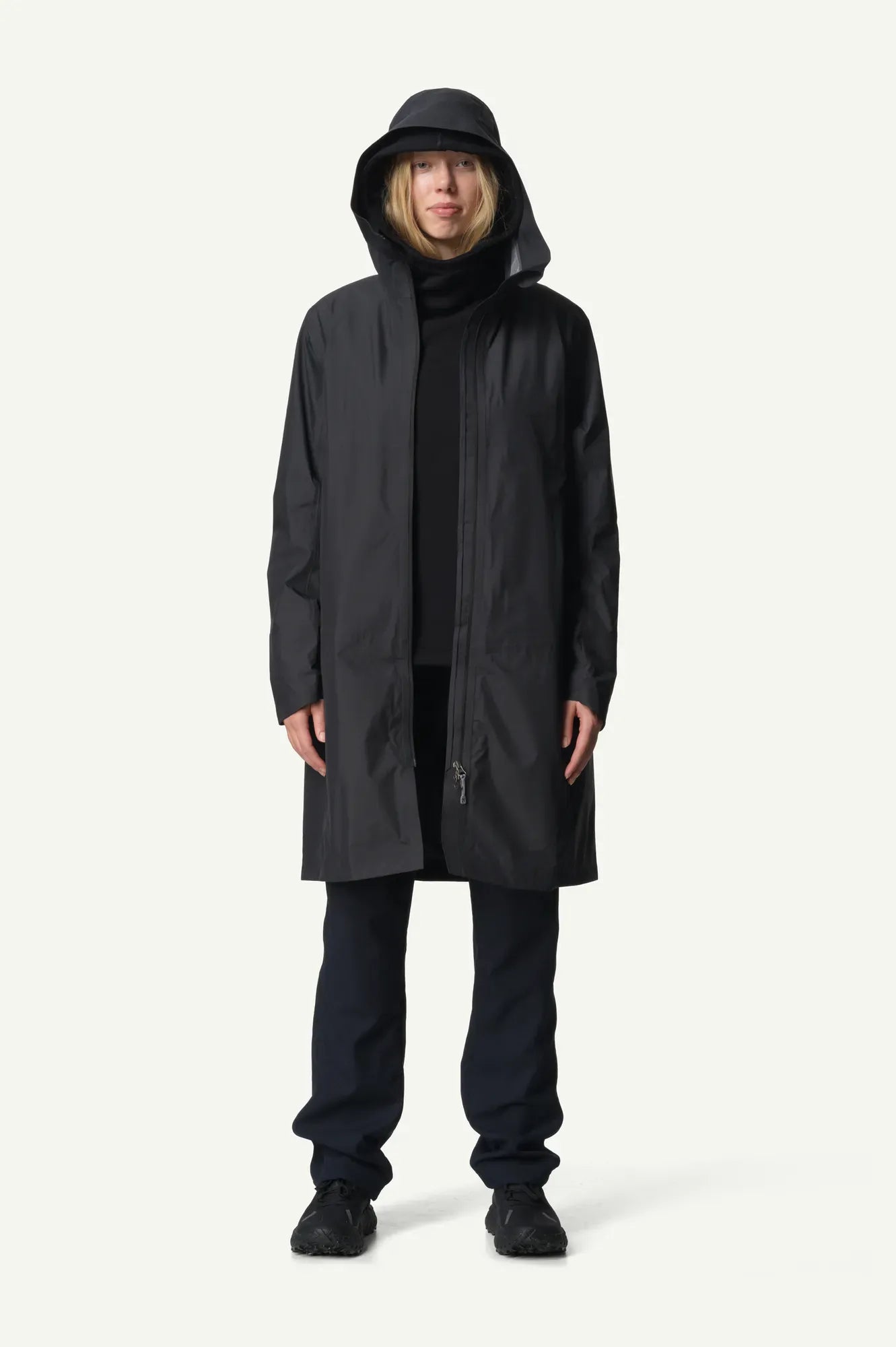 810038_900_100_Women_One_Parka_II_true_black_B157_c_low