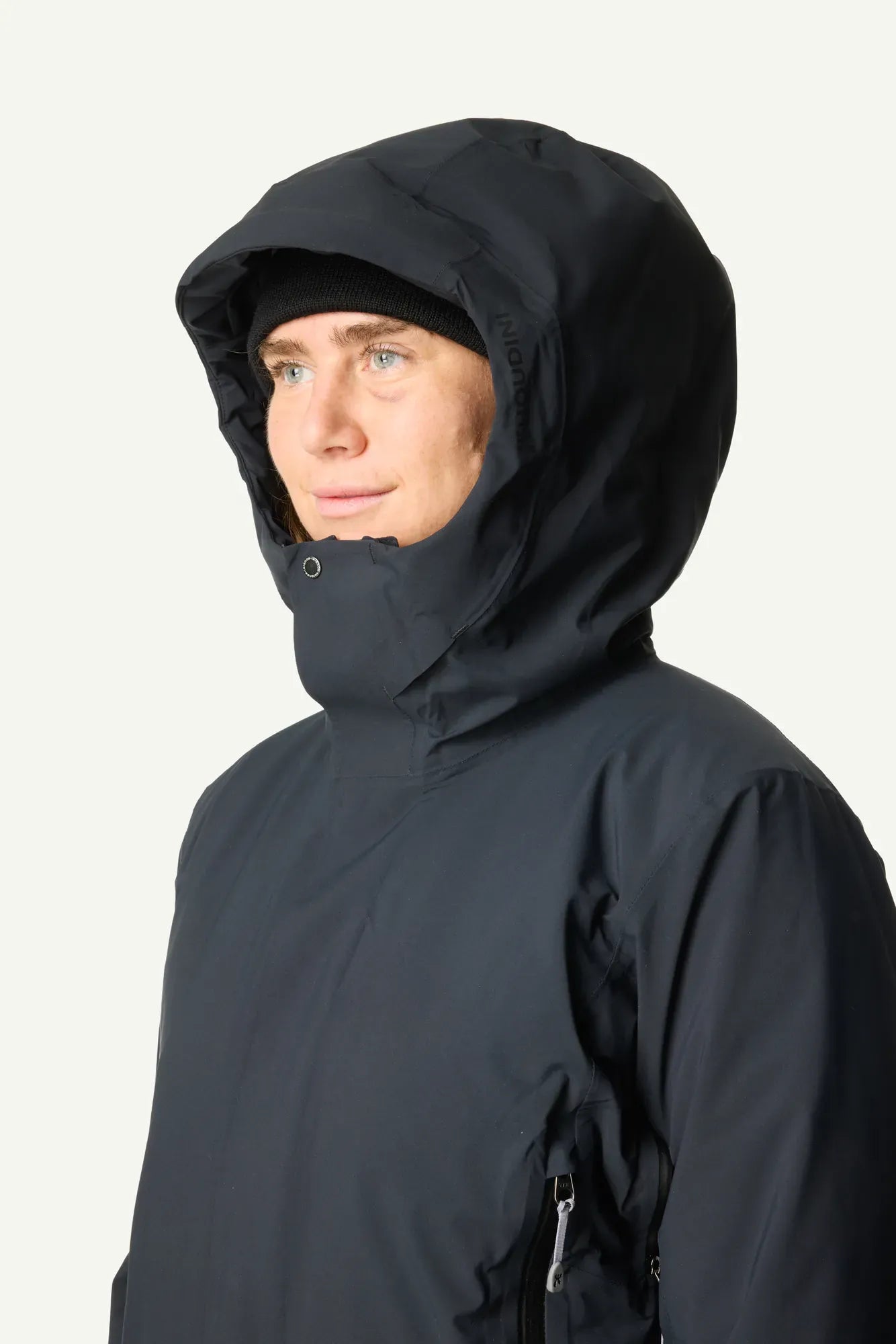 810044_900_203_Women_Ride_Insulated_Jacket_true_black_c_low