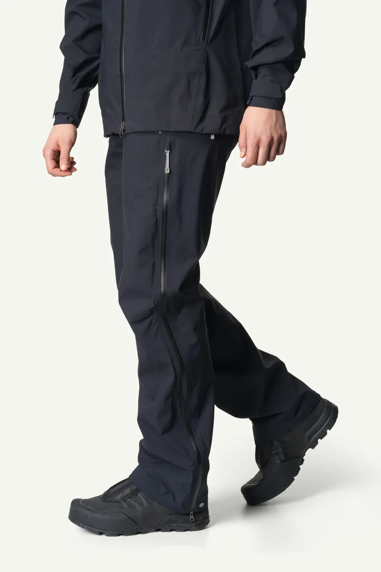 810048_900_300_Women_BFF_Pants_II_true_black_c_low