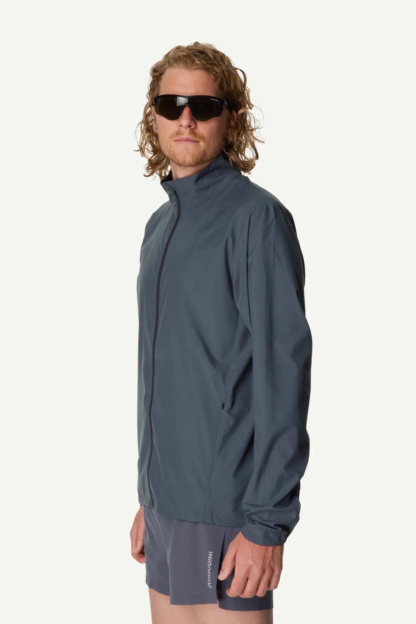 810058_A33_201_Men_Pace_Trail_Jacket_hombre_blue_A390_c_low