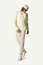 810058_H26_102_Men_Pace_Trail_Jacket_powder_yellow_A815_c_low
