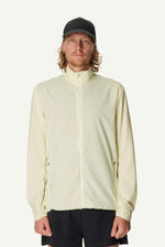 810058_H26_200_Men_Pace_Trail_Jacket_powder_yellow_A390_c_low