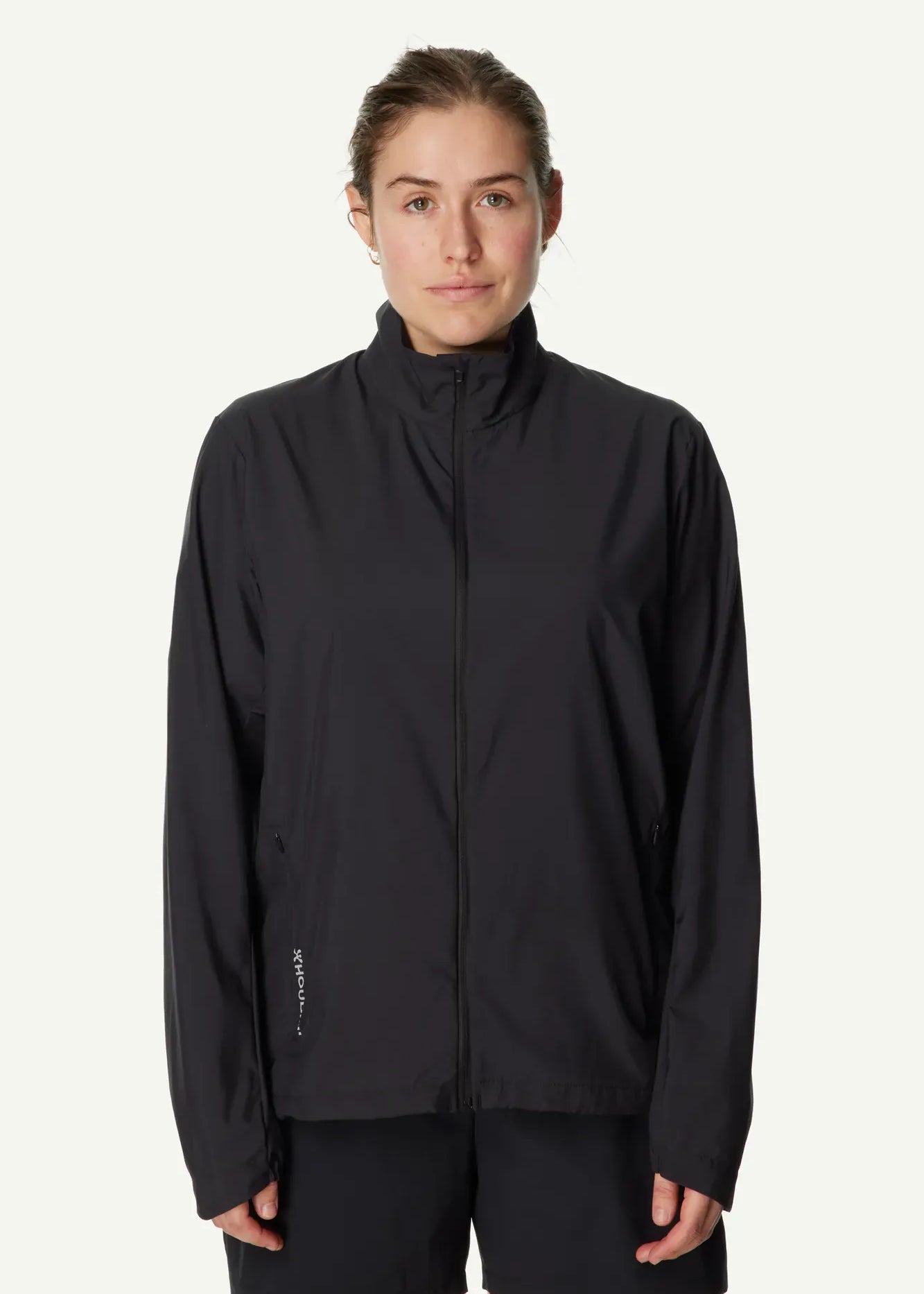 810060_900_200_Women_Pace_Trail_Jacket_true_black_A112_c_low