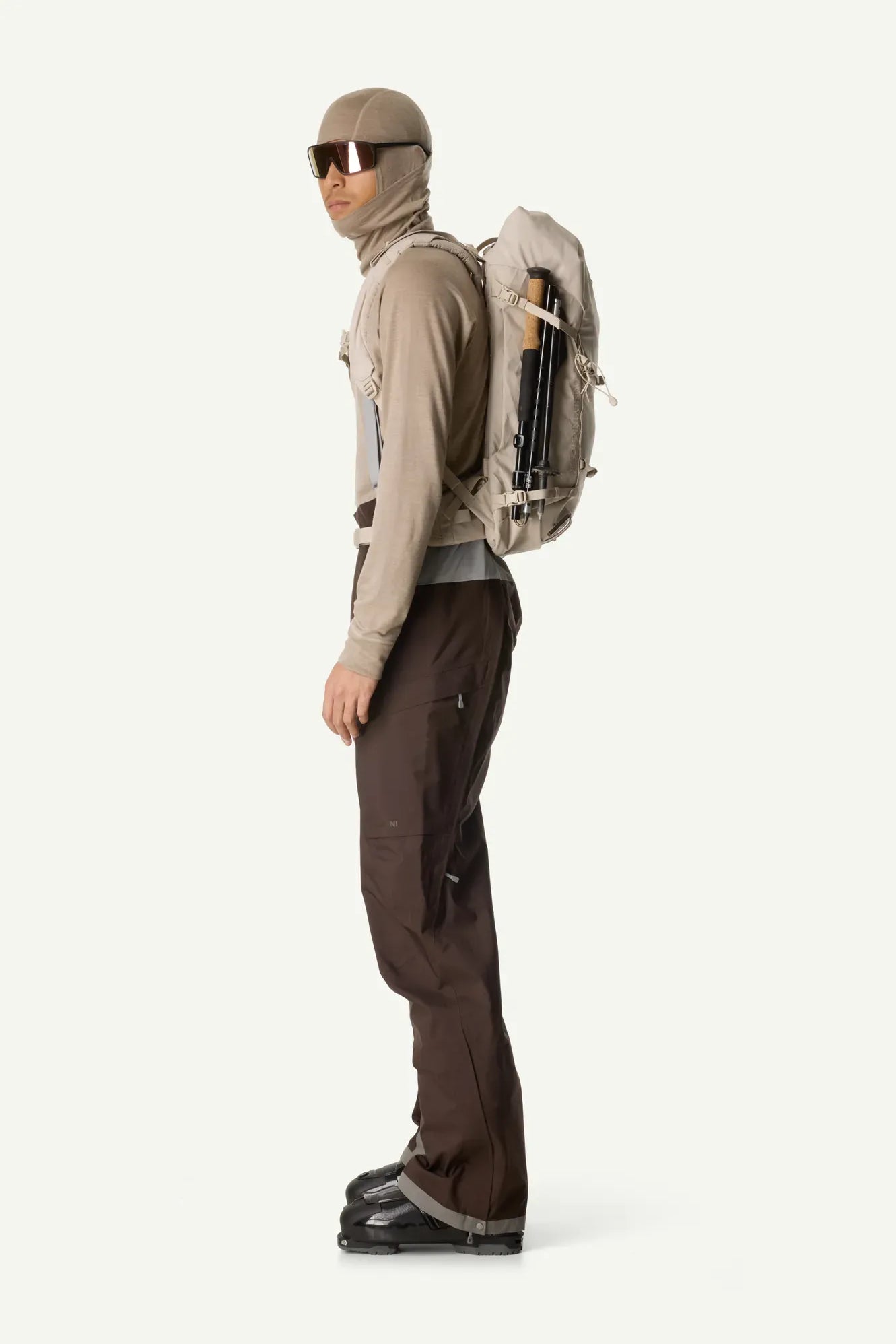 810070_G17_101_Men_Rollercoaster_Bib_Pants_II_brown_illusion_c_low