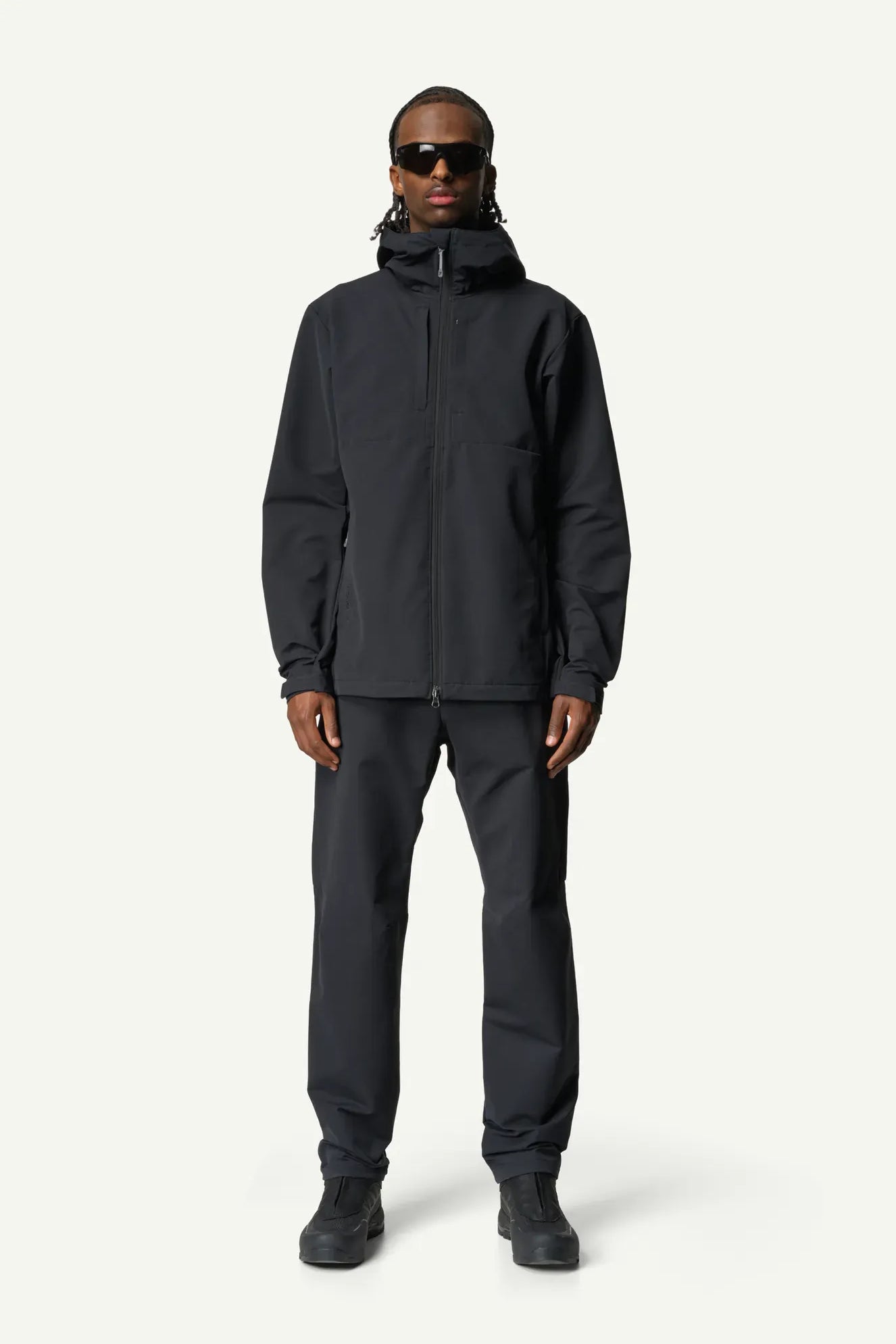810079_900_100_Men_Alpine_Tech_Houdi_true_black_c_low