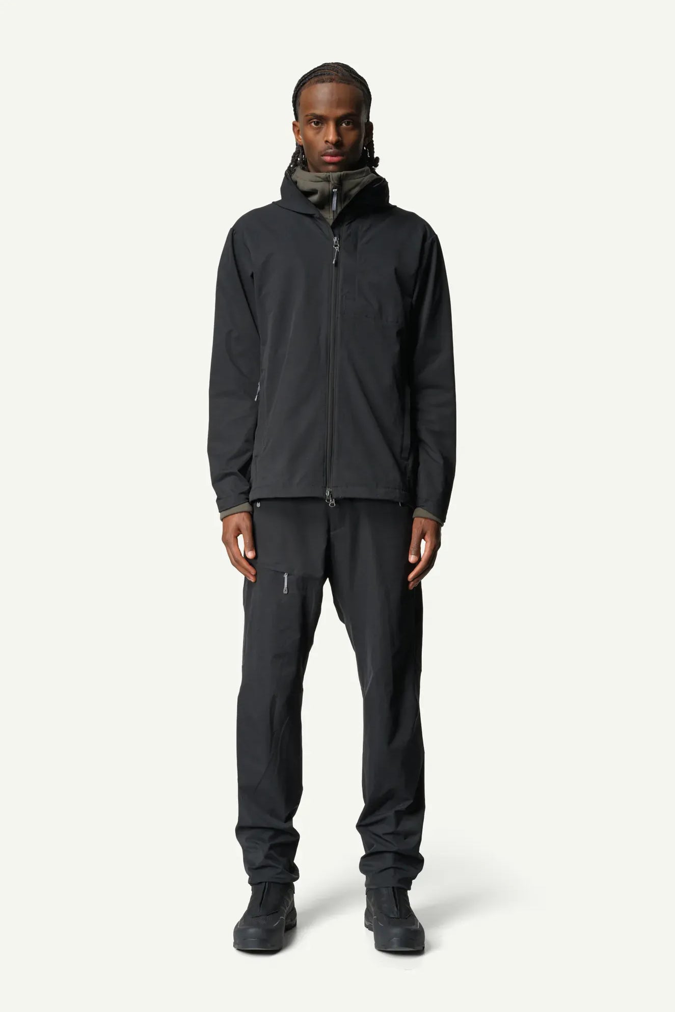 810083_900_100_Men_Core_Tech_Houdi_true_black_c_low