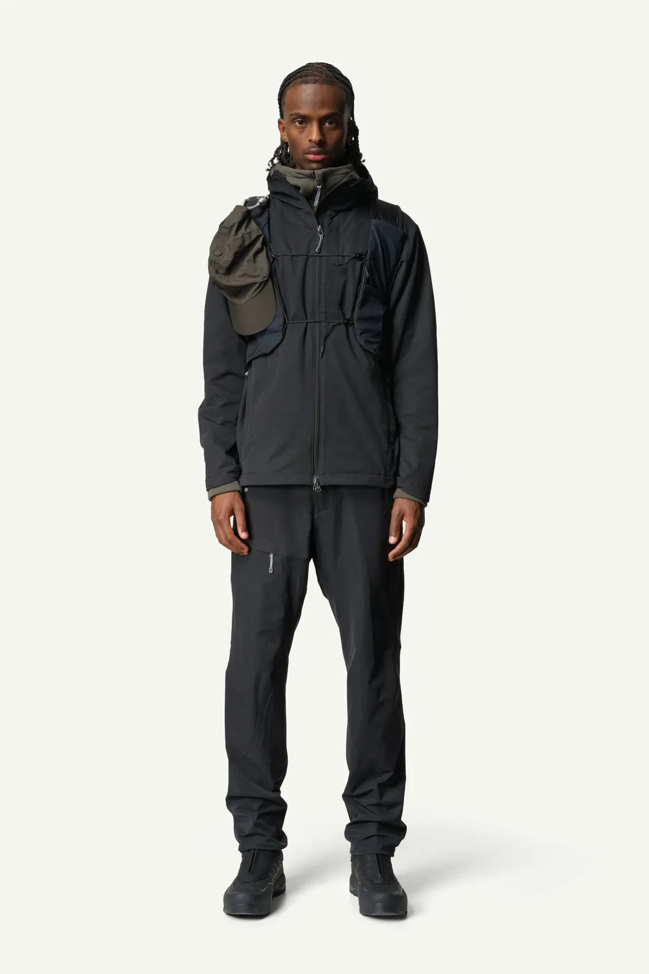 810083_900_101_Men_Core_Tech_Houdi_true_black_c_low