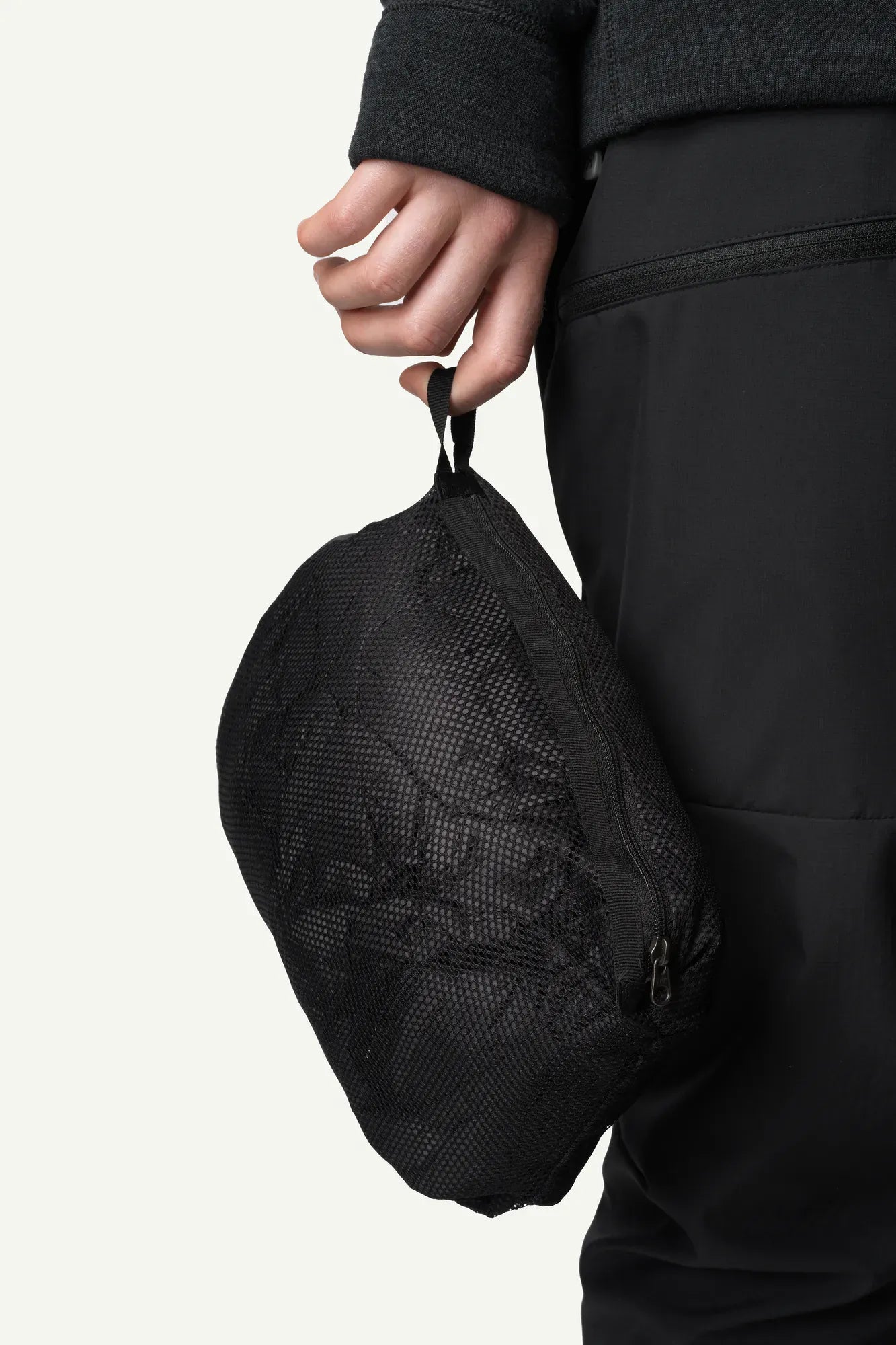 820002_900_602_Women_Dunfri_true_black_c_low