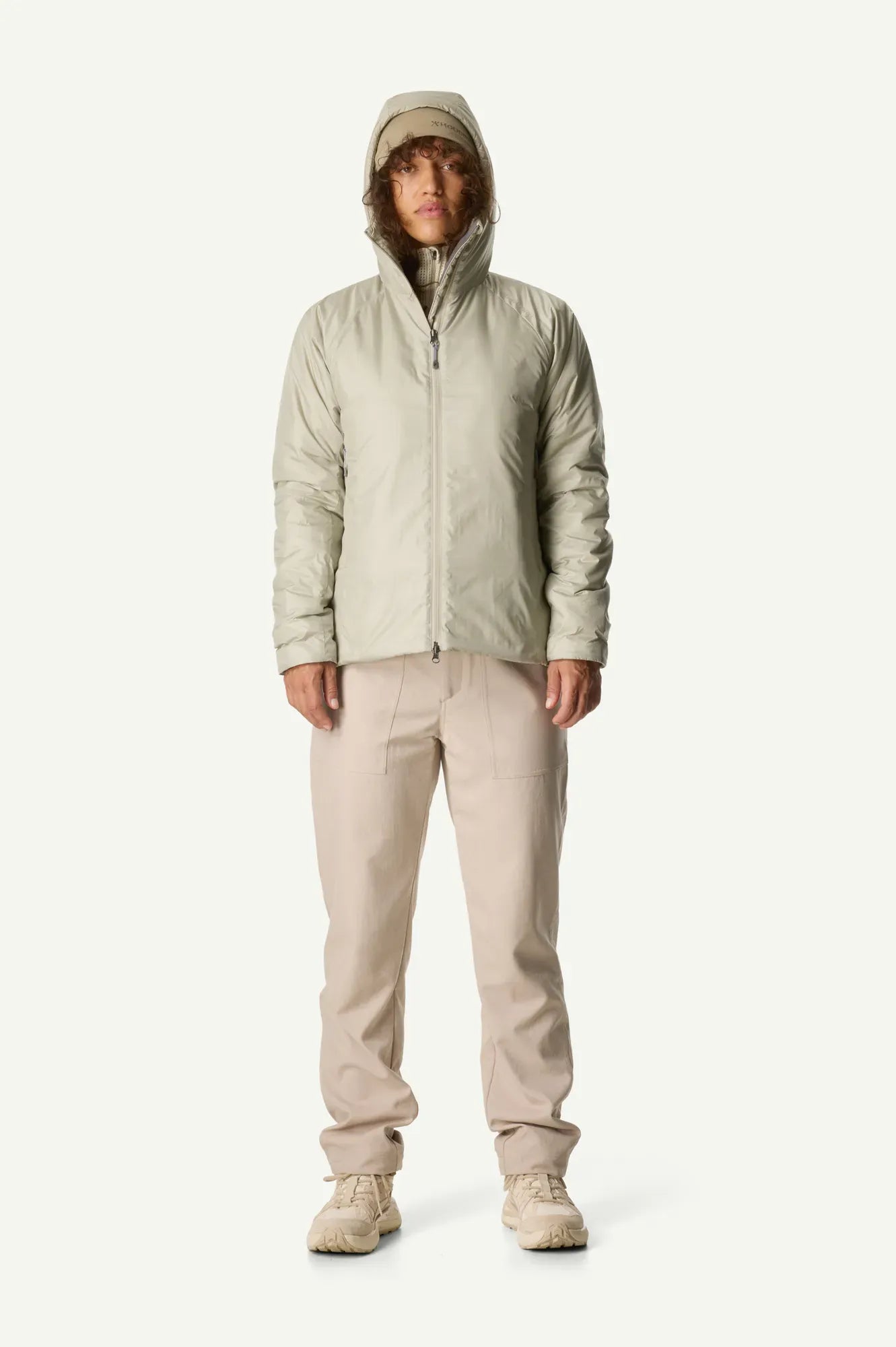 820002_H28_100_Women_Dunfri_greenish_gray_c_low