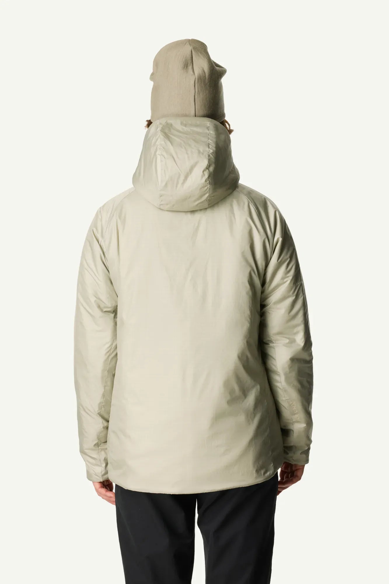 820002_H28_202_Women_Dunfri_greenish_gray_c_low