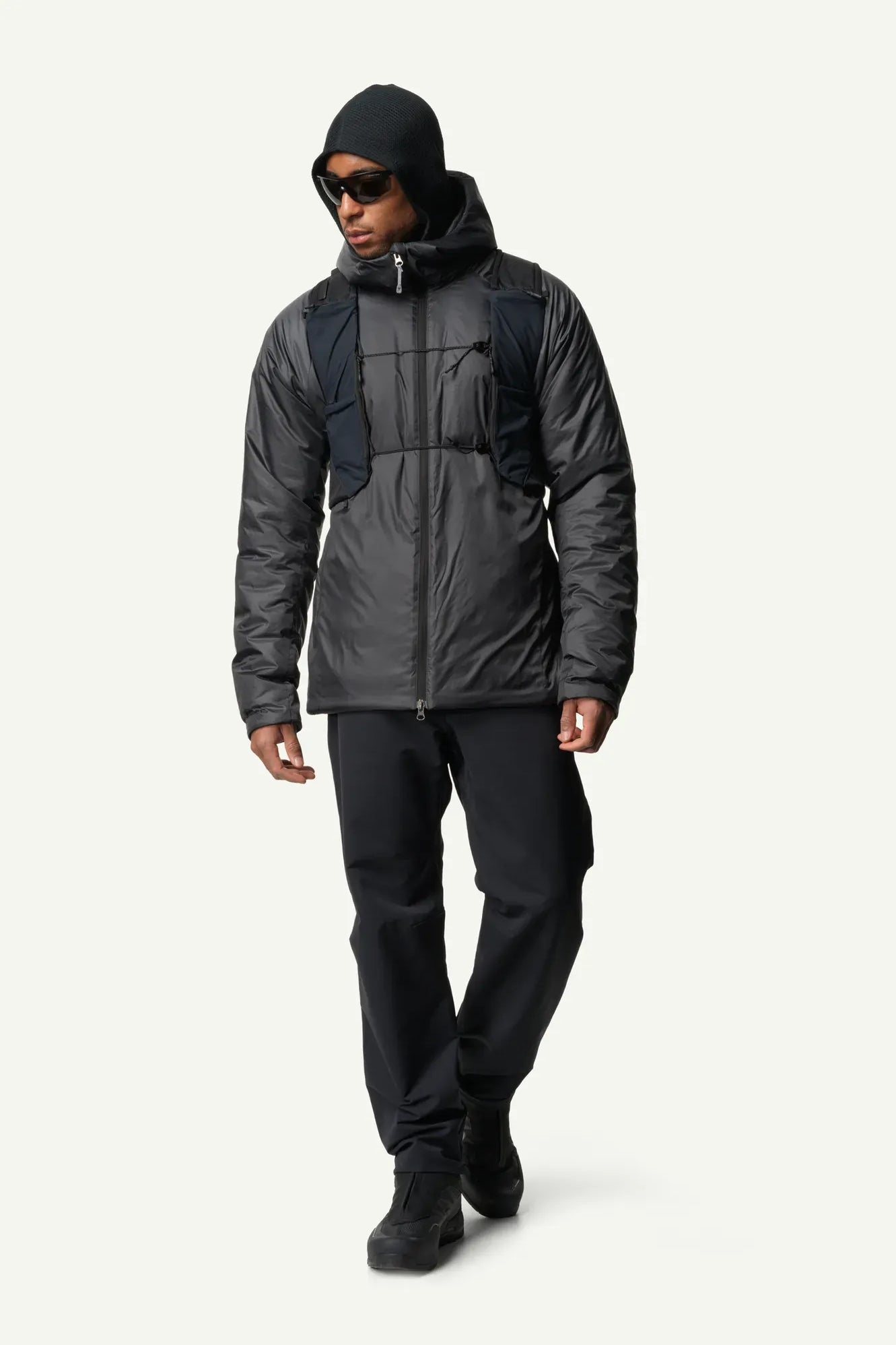 820007_900_100_Men_Dunfri_true_black_c_low