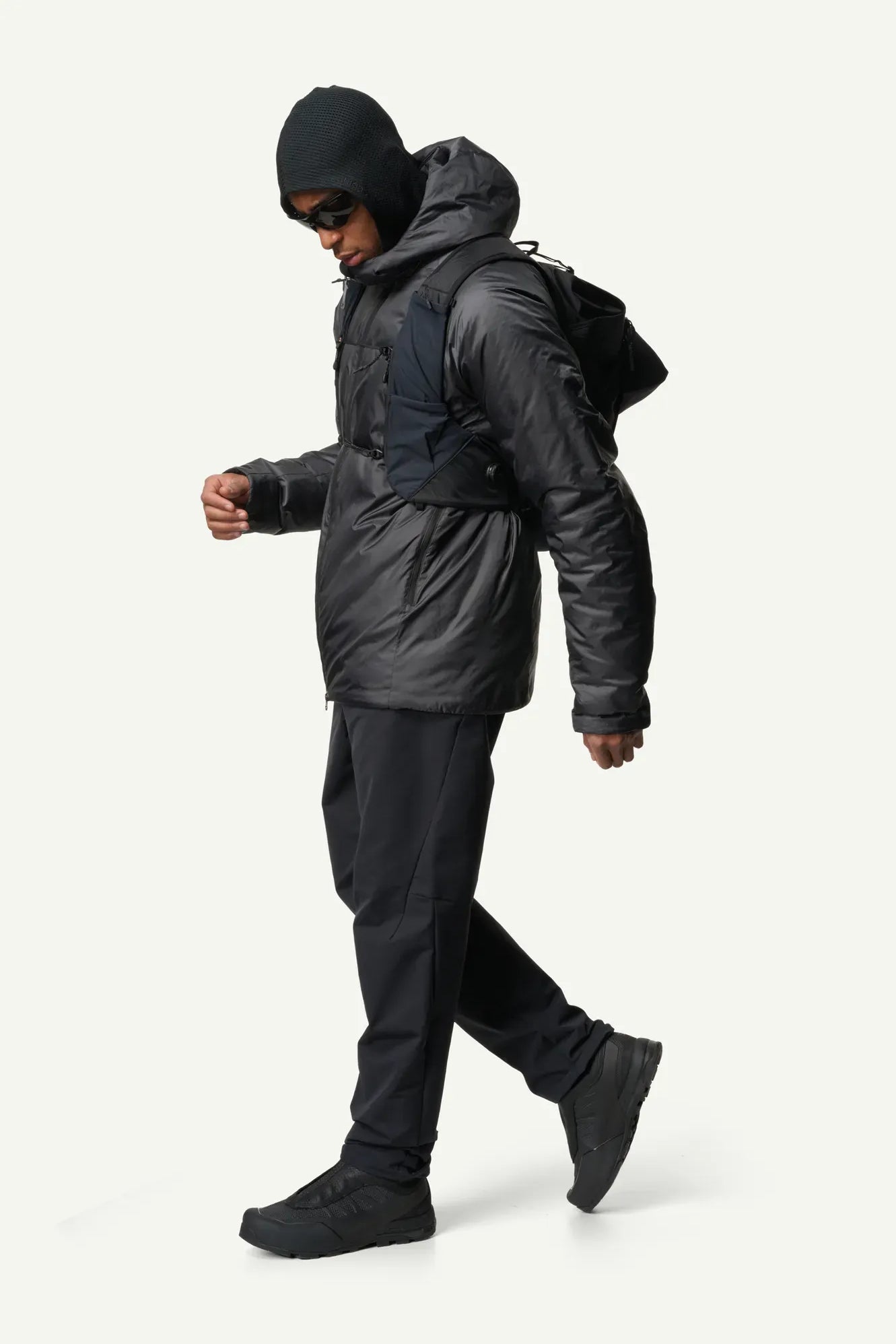 820007_900_101_Men_Dunfri_true_black_c_low