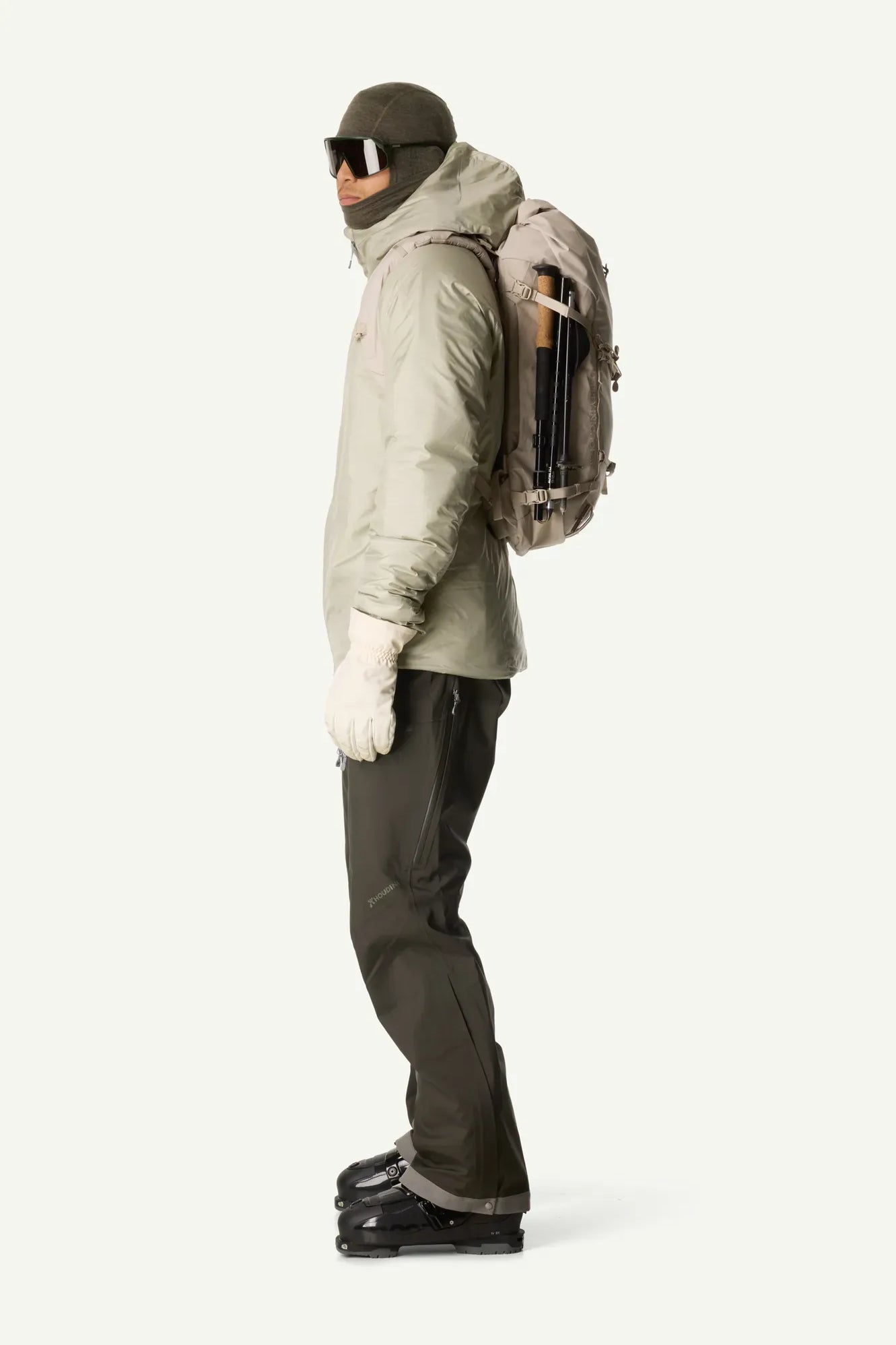 820007_H28_101_Men_Dunfri_greenish_gray_c_low