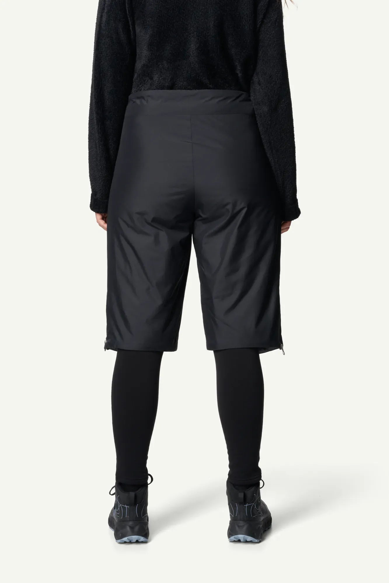 820030_900_202_Women_Dunfri_Shorts_true_black_B190_c_low