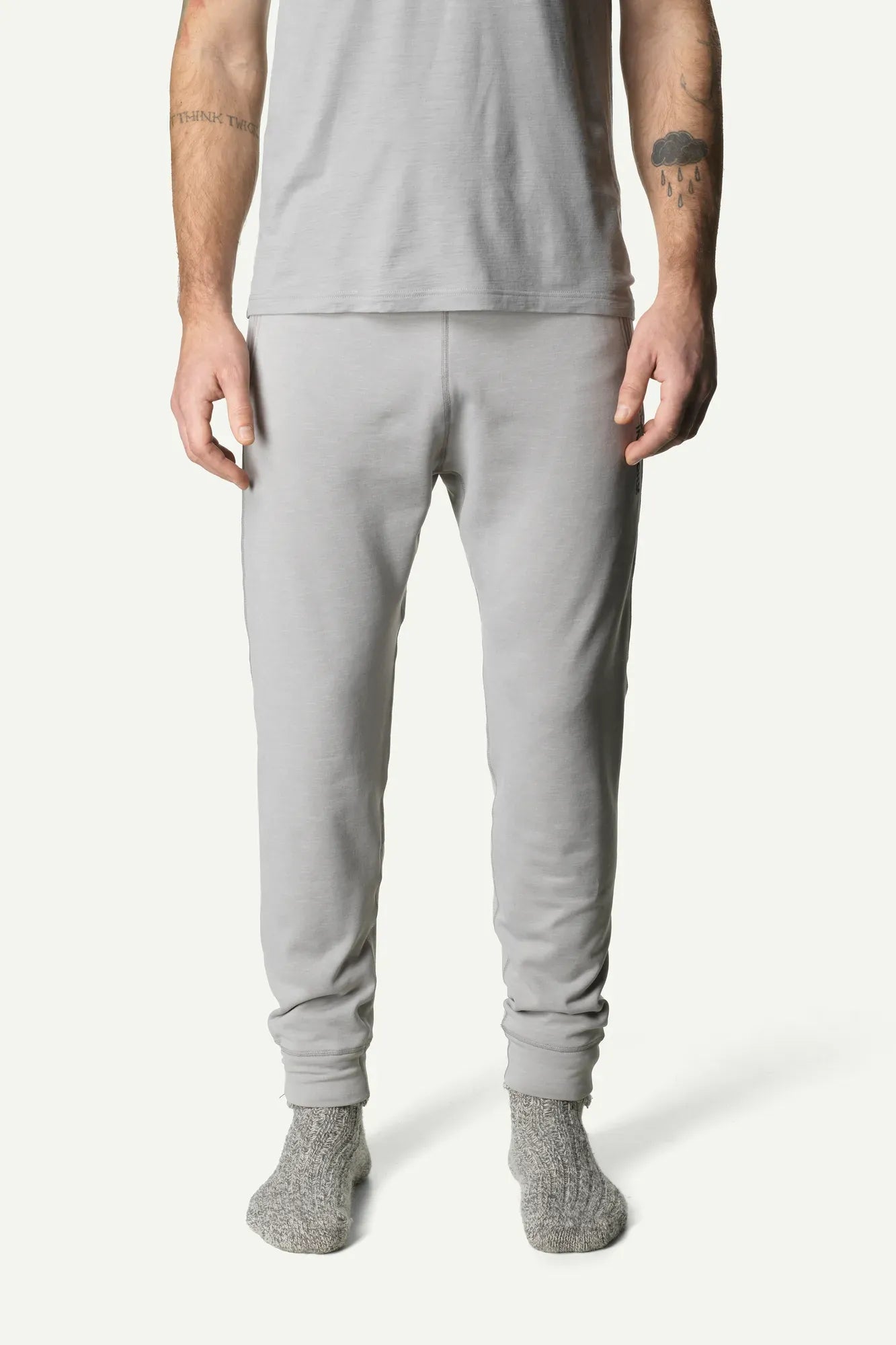 830006_A87_200_Men_Outright_Pants_cloudy_gray_c_low