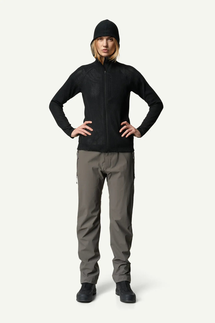 830012_900_100_Women_Pace_Flow_Houdi_true_black_c_low