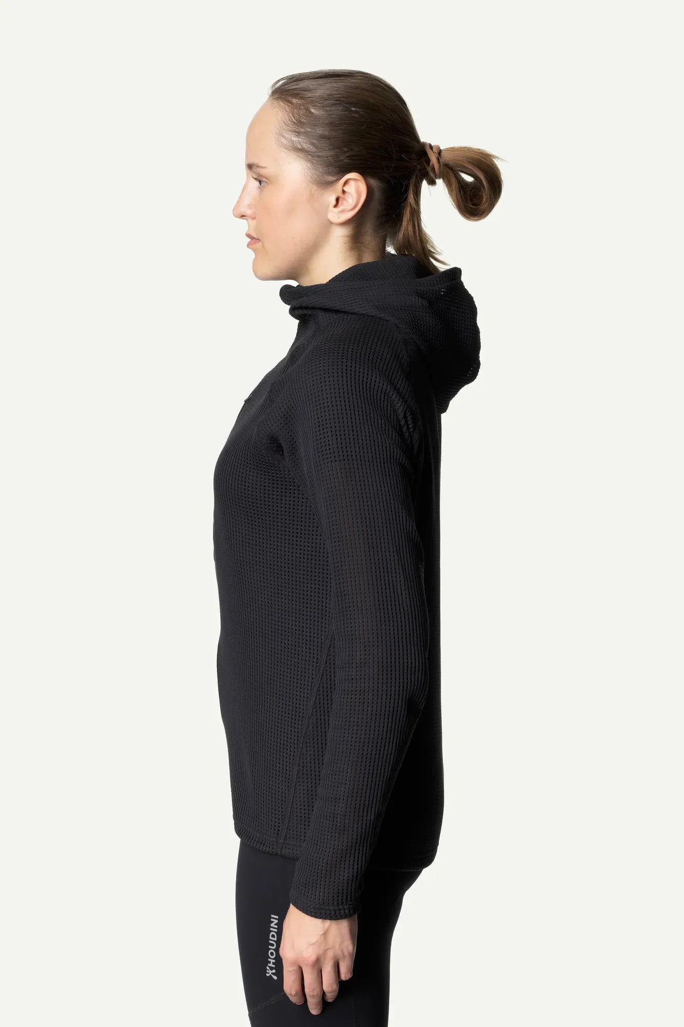 830012_900_201_Women_Pace_Flow_Houdi_true_black_c_low