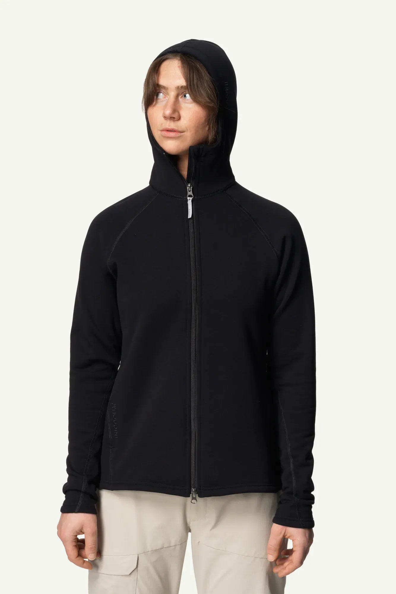 830018_900_200_Women_Power_Up_Houdi_true_black_B121_c_low
